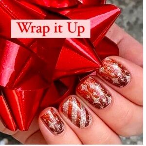 🎉3/$25 Wrap It Up, a sparkling gold & red wrapping paper stripes & diamond nails